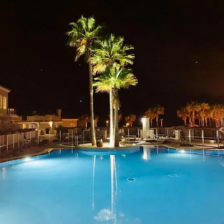 Apartment דירה *